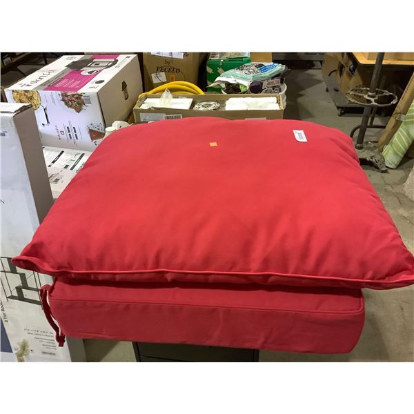 Seat Cushion and Throw Pillow Set (24in x 24in / 30in x 24in)