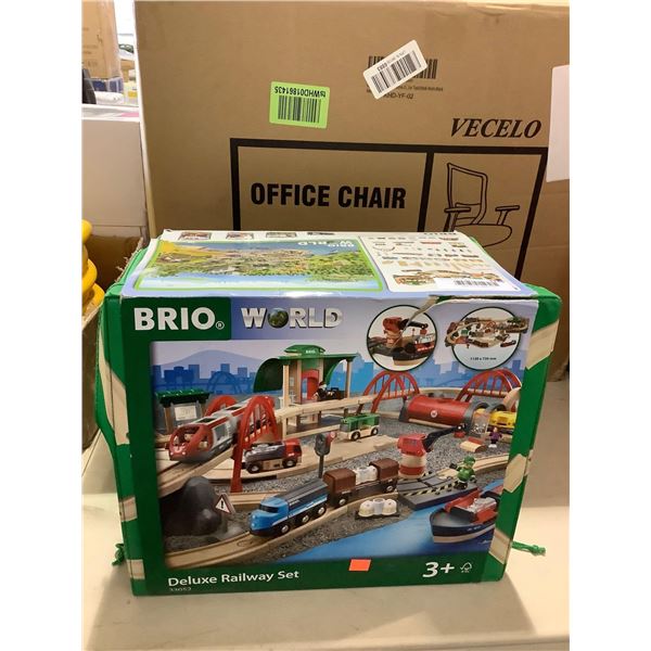 Brio World Deluxe Railway Set