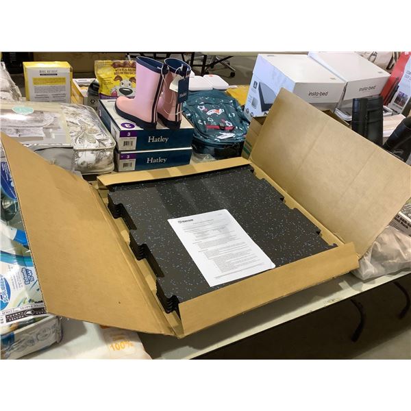 Traction 6-Piece Interlocking Tile Kit (45in x 67.5in x 5/16in)