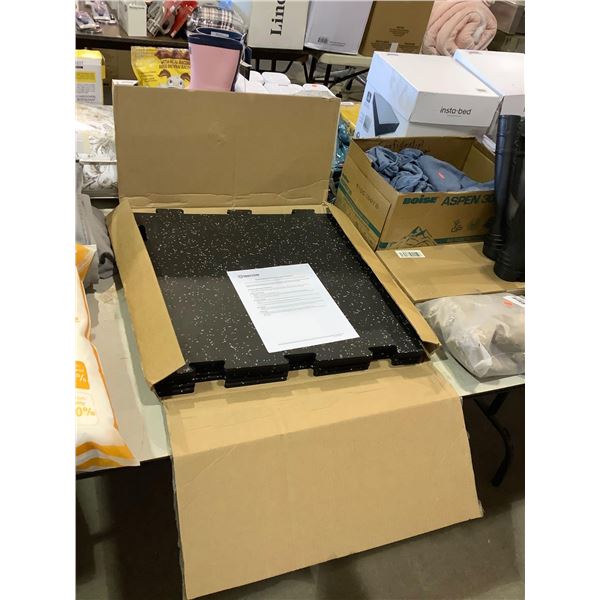 Traction 6-Piece Interlocking Tile Kit (45in x 67.5in x 5/16in)