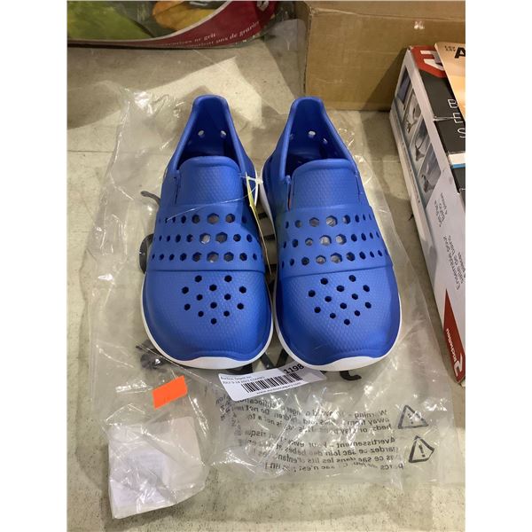 Joybees Kids Size 12/13 Shoes