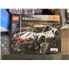 Image 1 : Lego Technic Porsche 911 RSR Set