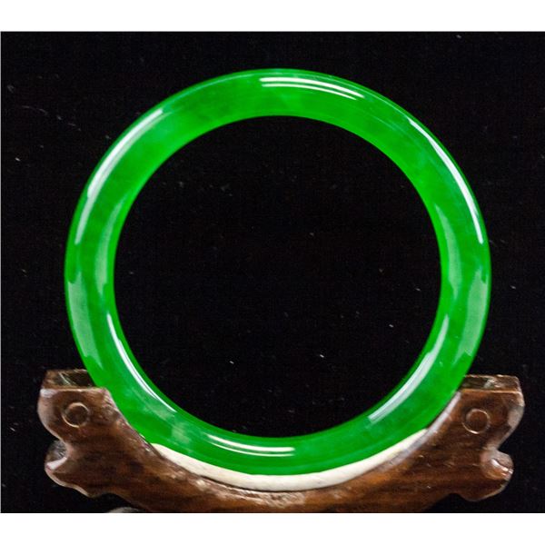 Chinese Green Jadeite Carved Bangle