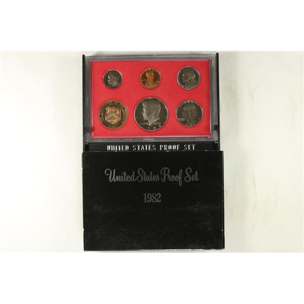 1982 US PROOF SET (WITH BOX)