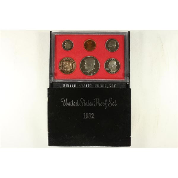 1982 US PROOF SET (WITH BOX)