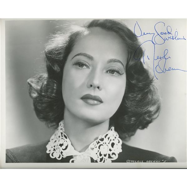 Merle Oberon signed photo
