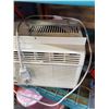 Image 2 : Danby 5,000 btu window air conditioner working