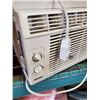 Image 3 : Danby 5,000 btu window air conditioner working