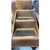 Image 2 : 4 cat scratching pads, pet stairs and food container