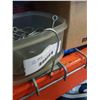 Image 2 : TRAY OF LARGE FISHING HOOKS