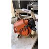 Image 2 : STIHL GAS POWERED BLOWER WORKING