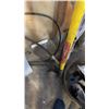 Image 2 : EXTENDABLE PRESSURE WASHER WAND AND HOSE