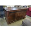 Image 1 : MAHOGANY FINISH SERVER