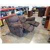 Image 2 : BROWN UPHOLSTERED ELECTRIC DOUBLE RECLINER - WORKING