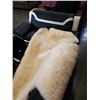 Image 2 : Large sheepskin rug over 6ft long
