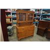 Image 1 : KRUG MAPLE 2 PIECE BUFFET AND HUTCH
