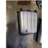 Image 3 : HEYS GREY HARD CASE ROLLING LUGGAGE AND CARRY ON BAG