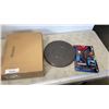Image 1 : QUARTZ CLOCK, MOVIE REEL TIN AND SPIDERMAN FIGURE