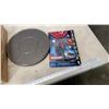 Image 2 : QUARTZ CLOCK, MOVIE REEL TIN AND SPIDERMAN FIGURE