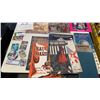 Image 3 : LOT OF DISNEY, LOT BERRY FARM, THEATER AND PLAY SOUVENIR BOOKS