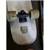 Image 8 : 3 SKATEBOARDS - DARKSTAR AND 2 OTHERS