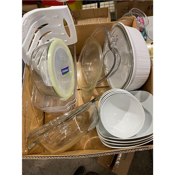Lot Pyrex dishes and glass items