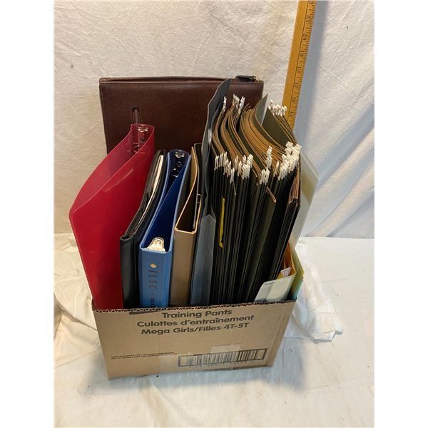 Lot hanging files and binders