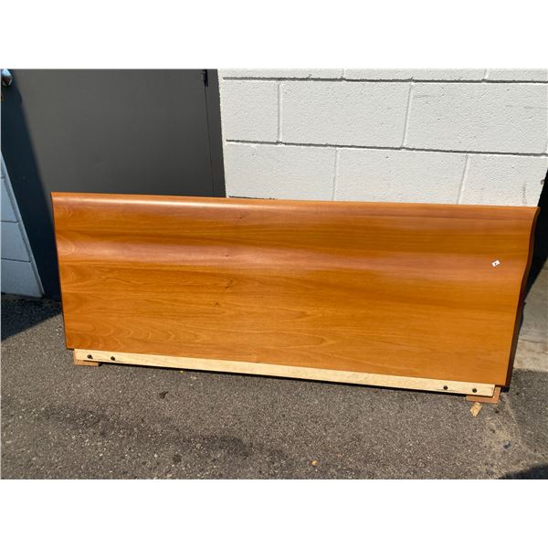 Queen head foot and rails