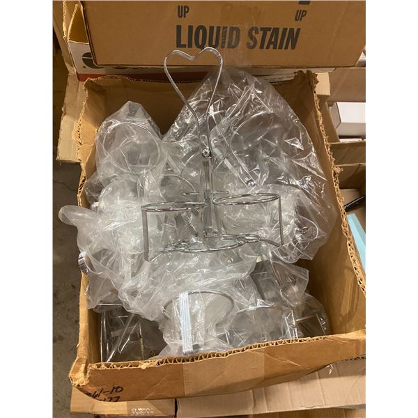 Condiment holders box full