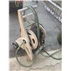 Image 2 : Hose and reel