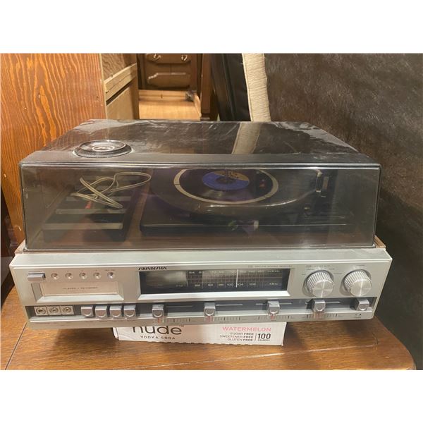 Sound design stereo record player and two speakers