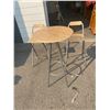 Image 1 : Table and two folding stools