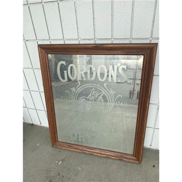 Gordon’s London Dry Gin mirror