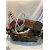 Image 1 : Lot of baskets and trinket box