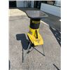 Image 1 : Lawn master chipper/shredder