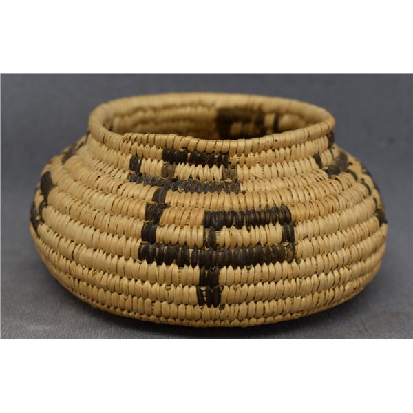 PIMA INDIAN BASKET