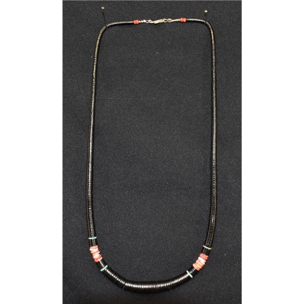 SANTO DOMINGO INDIAN NECKLACE