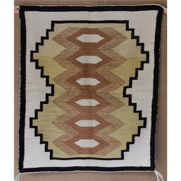 NAVAJO INDIAN TEXTILE