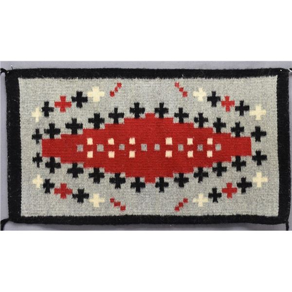 NAVAJO INDIAN TEXTILE