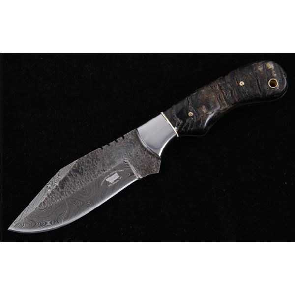 M.T. Knives Rams Horn & Damascus Hammered Knife