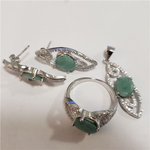 76 - JP738 SILVER EMERALD SET