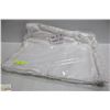 Image 1 : NEW BAG OF WHITE PROFESSIONAL 100% COTTON WIPING &