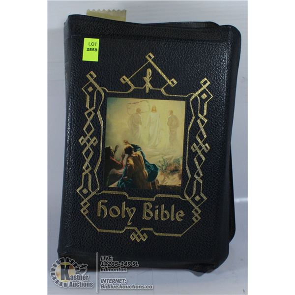 LARGE ORNATE HOLY BIBLE: "THE HOLY NAME DELUXE EDN