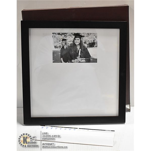 PAPYRUS BRAND LARGE GRADUATION PHOTO FRAME-