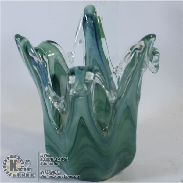 CHALET STYLE ART GLASS BOWL