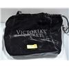 Image 1 : BLACK VELVET VICTORIA SECRET BAG