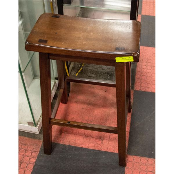 SOLID WOOD SADDLE STAND BAR STOOL