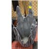 Image 1 : STONE GARDEN PLANTER APPROX 28" TALL