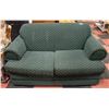 Image 1 : GREEN LOVE SEAT SOFA
