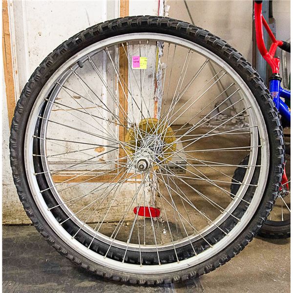 PAIR FRONT & REAR 26 X 1.95 BIKE RIMS / TIRES